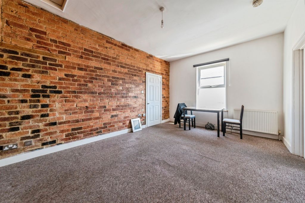 Additional image 3 of 2 bed flat for saleFletcher Street, Grantham NG31