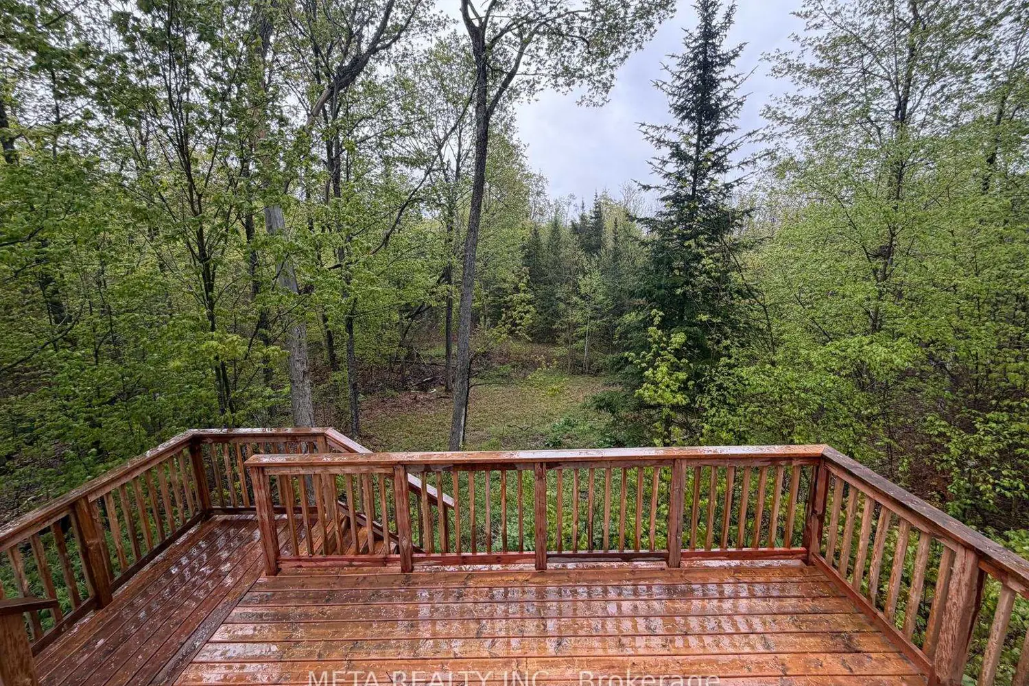 106 Boundary Lane photo 4