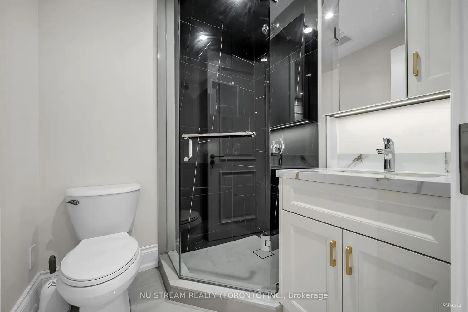 Additional image 17 of 108 Abitibi Avenue