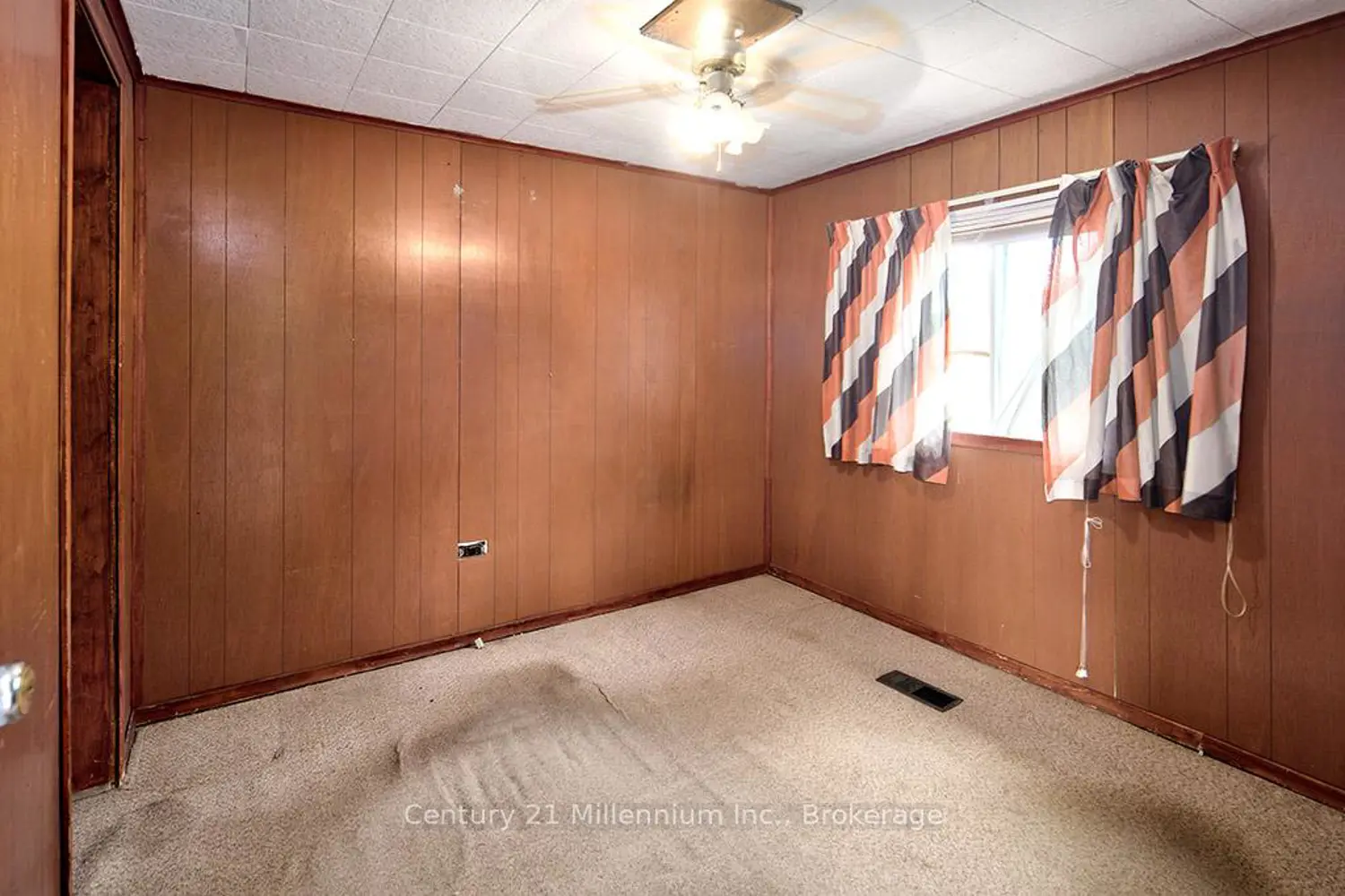 Additional image 9 of 417047 Tenth Line