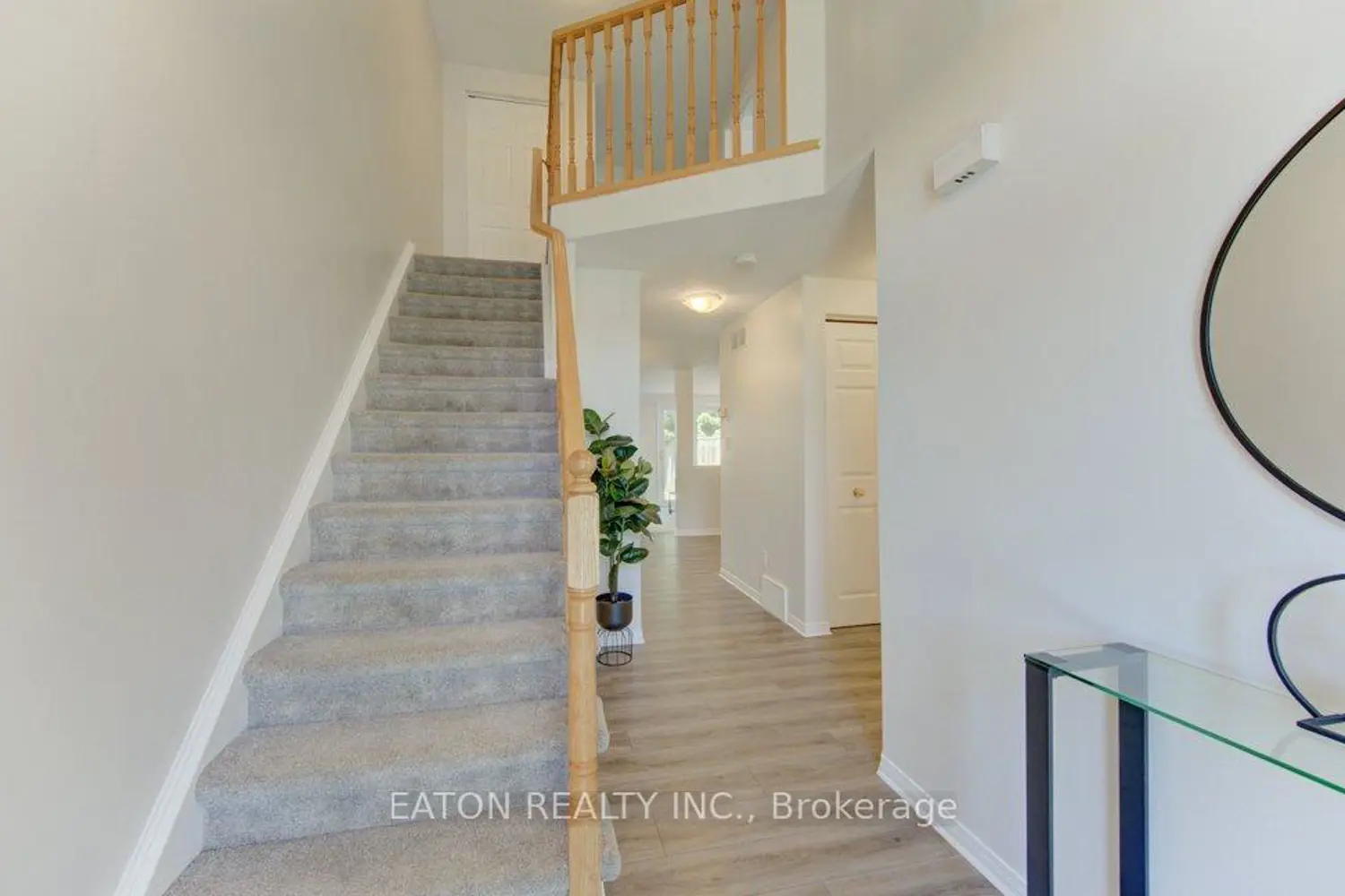 307 Activa Avenue photo 4