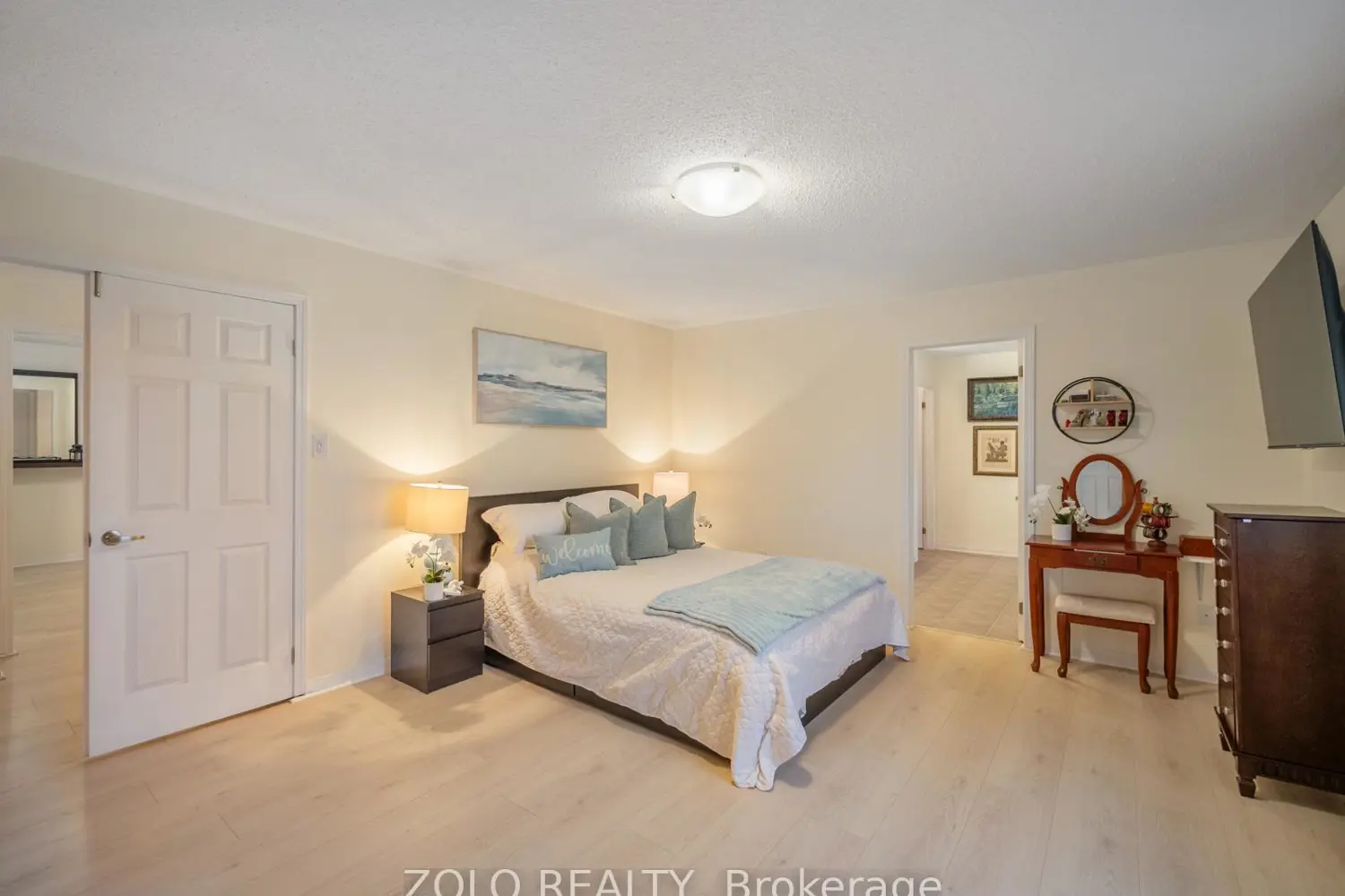 818 Cousens Terrace photo 5