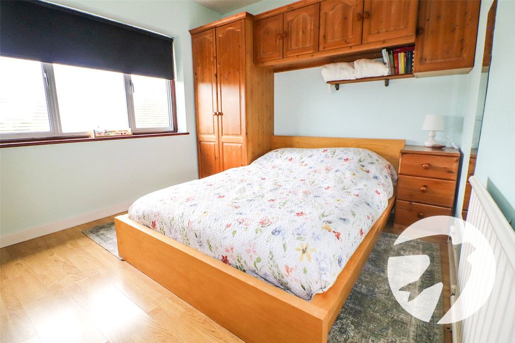 Additional image 17 of 4 bed semi-detached house for saleSwanton Road, Erith DA8
