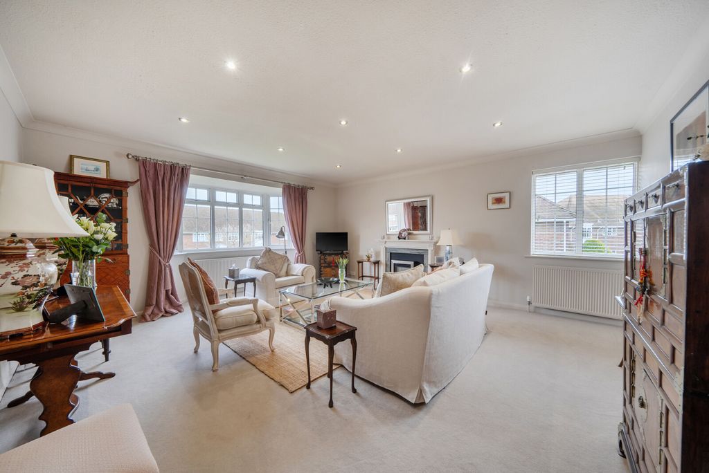 Additional image 4 of 3 bed maisonette for saleTrafalgar Court, Farnham GU9