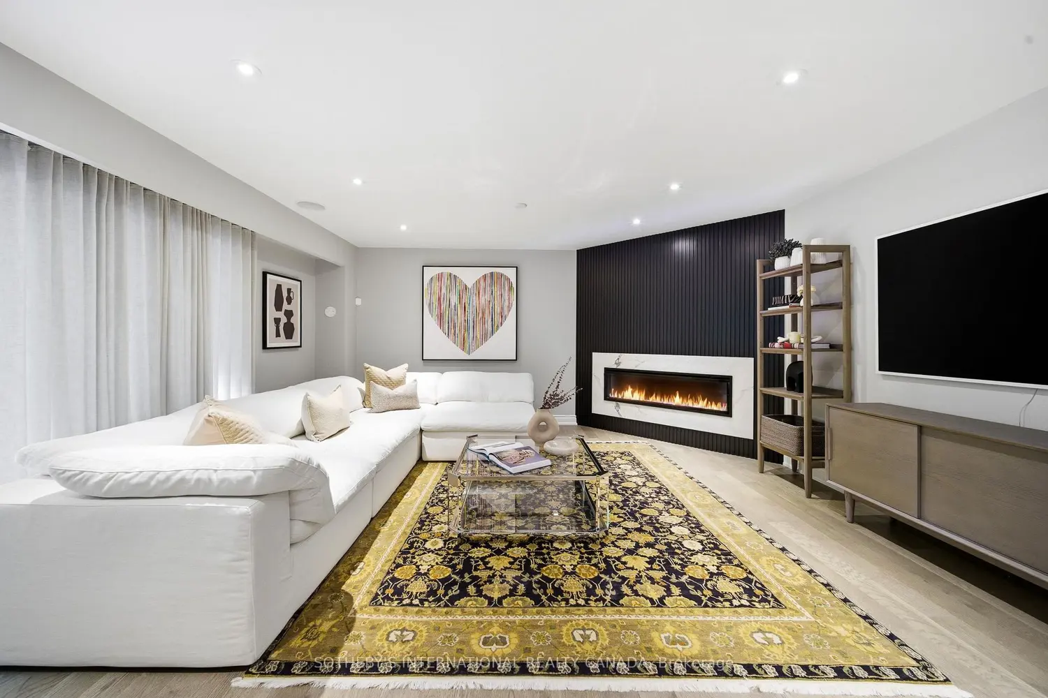 Additional image 11 of 122 Cassandra Boulevard