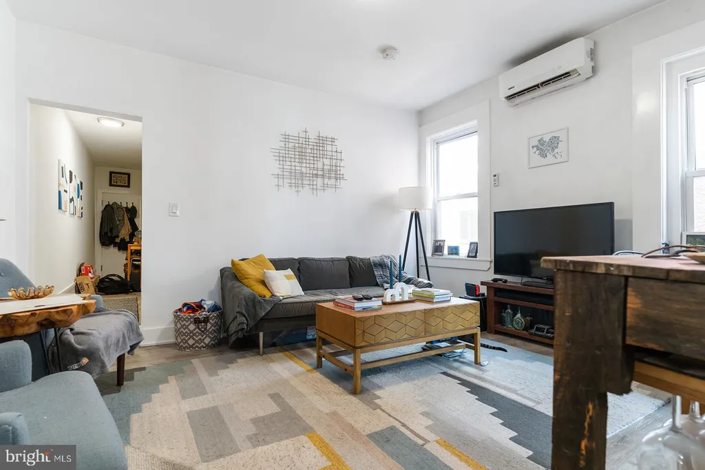 Additional image 5 of 125 W Susquehanna Avenue, Philadelphia, PA 19122