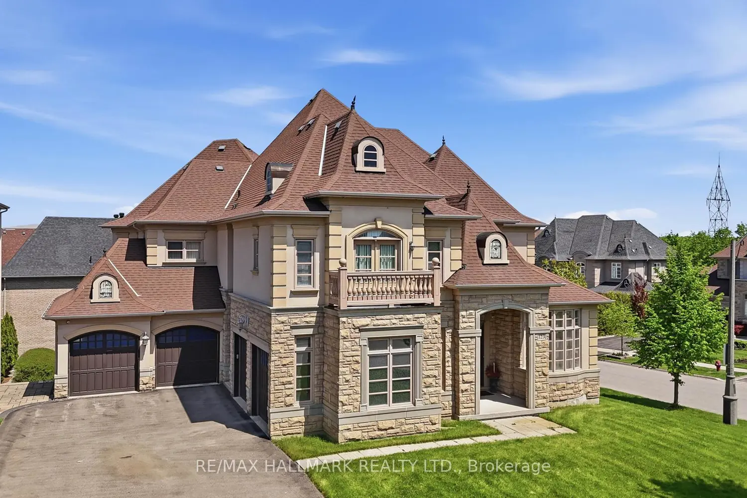 123 Carisbrooke Circle