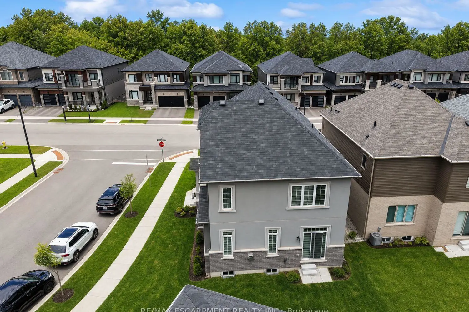 16 Stauffer Road photo 3