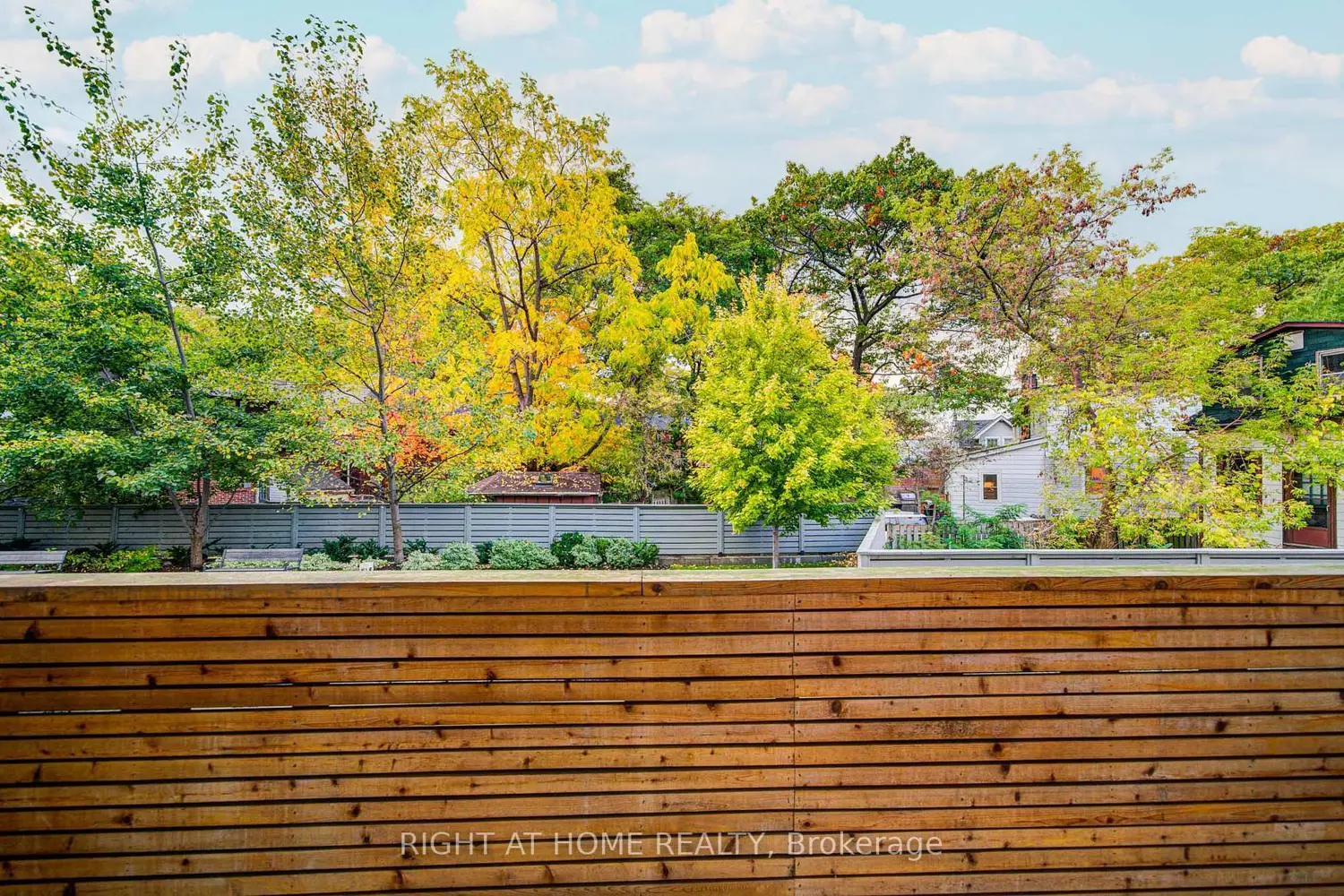 Additional image 13 of 1350 Kingston Road Th03