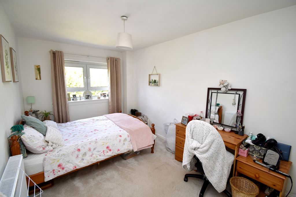Additional image 18 of 4 bed terraced house for saleAuchmead Road, Greenock PA16