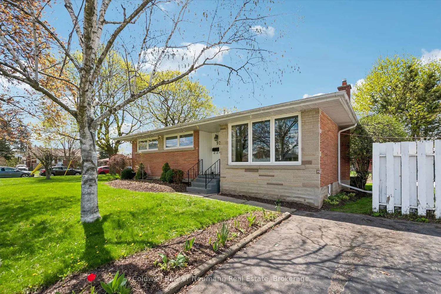 92 Victoria Road photo 3