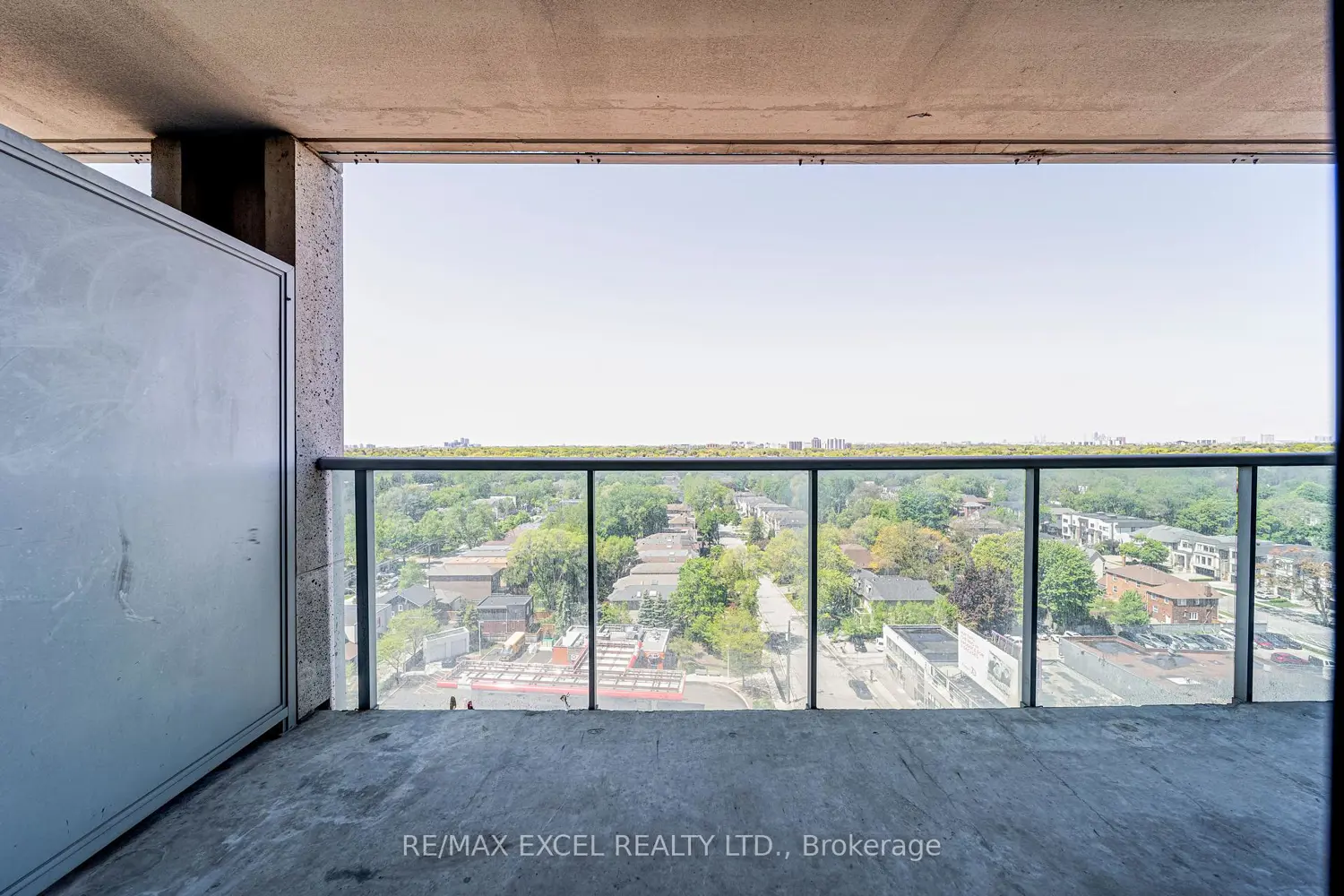 Additional image 8 of 18 Harrison Garden Boulevard 1512
