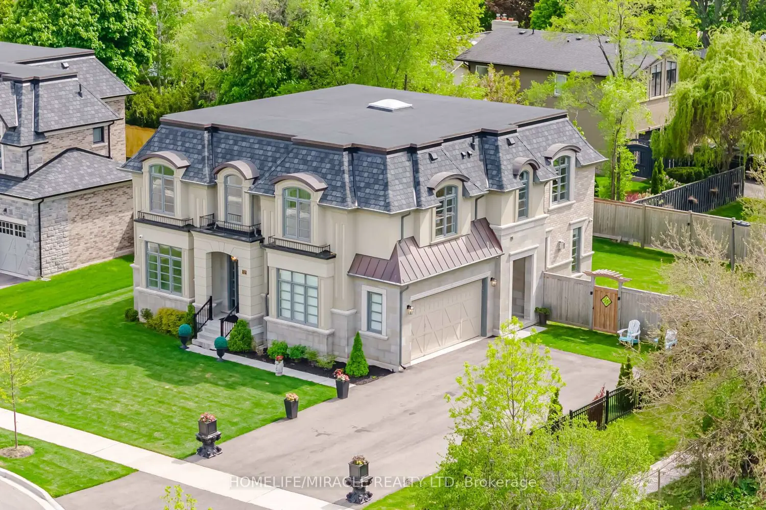 225 Prince George Crescent