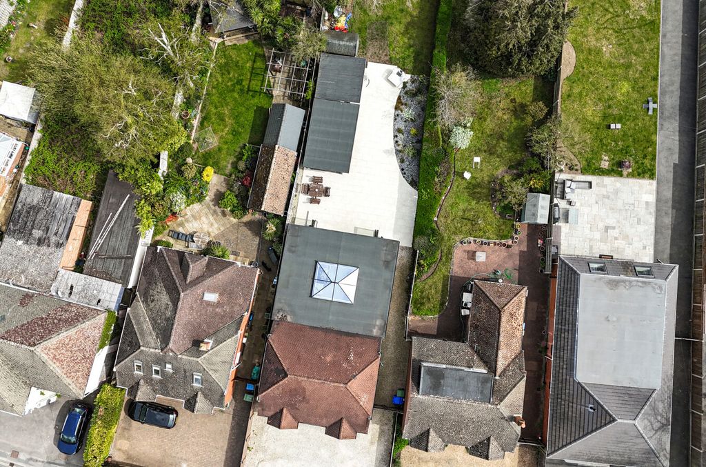 Additional image 9 of 3 bed bungalow for saleFernhill Road, Farnborough, Hampshire GU14