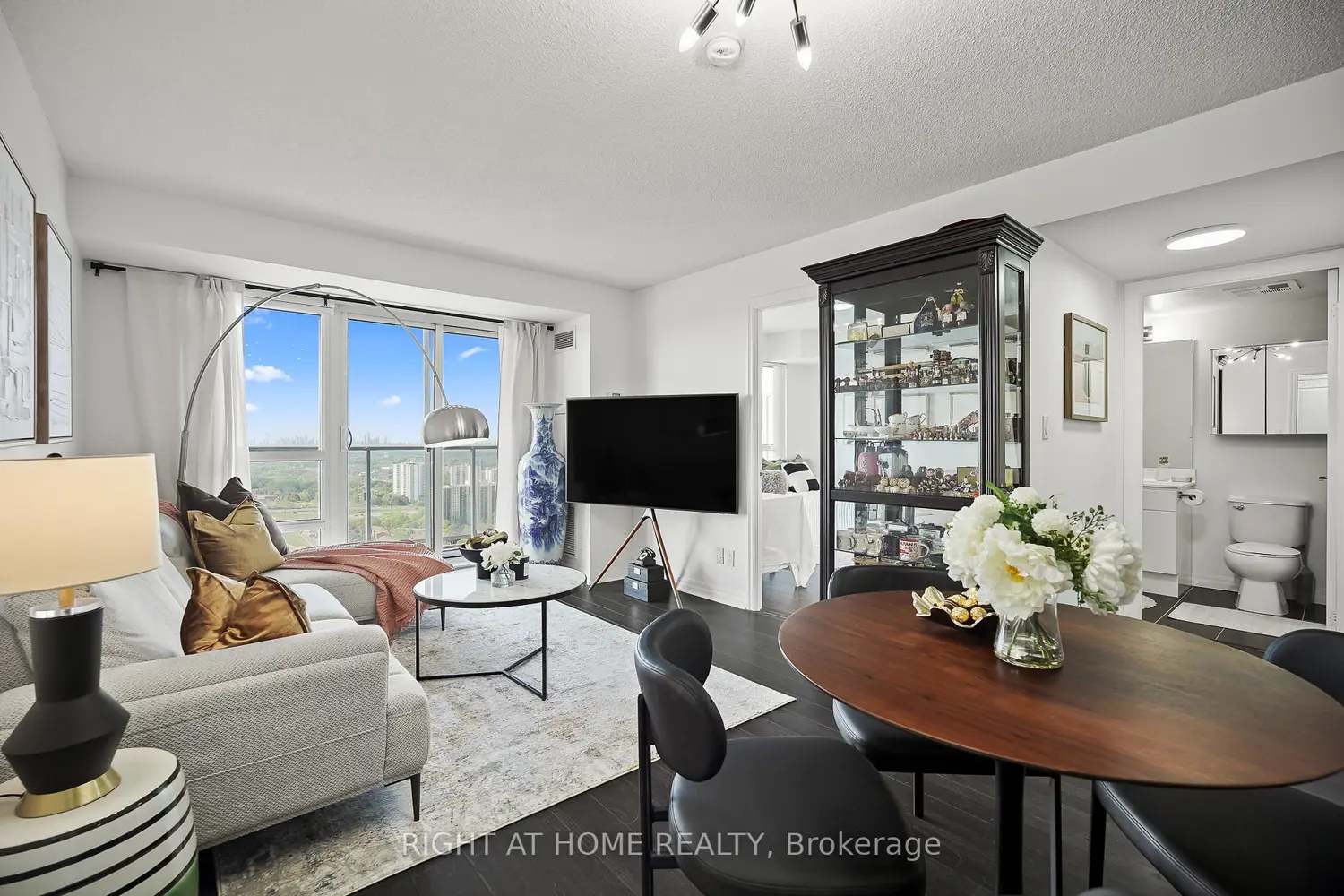 Additional image 7 of 2015 Sheppard Avenue 3802