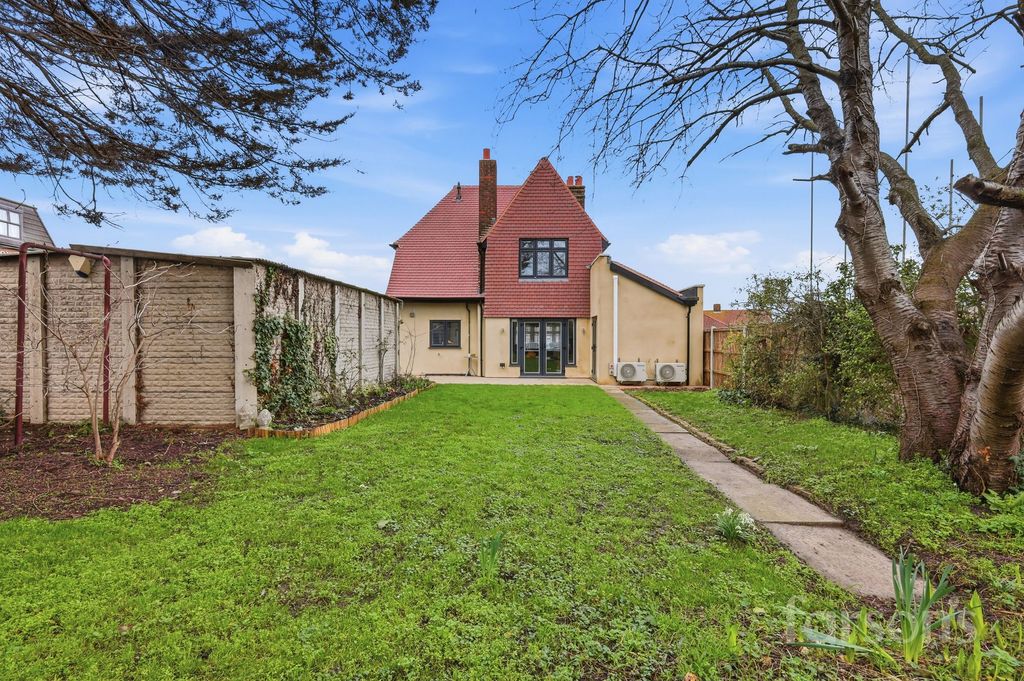 Additional image 30 of 4 bed detached house for saleColyers Lane, Erith DA8