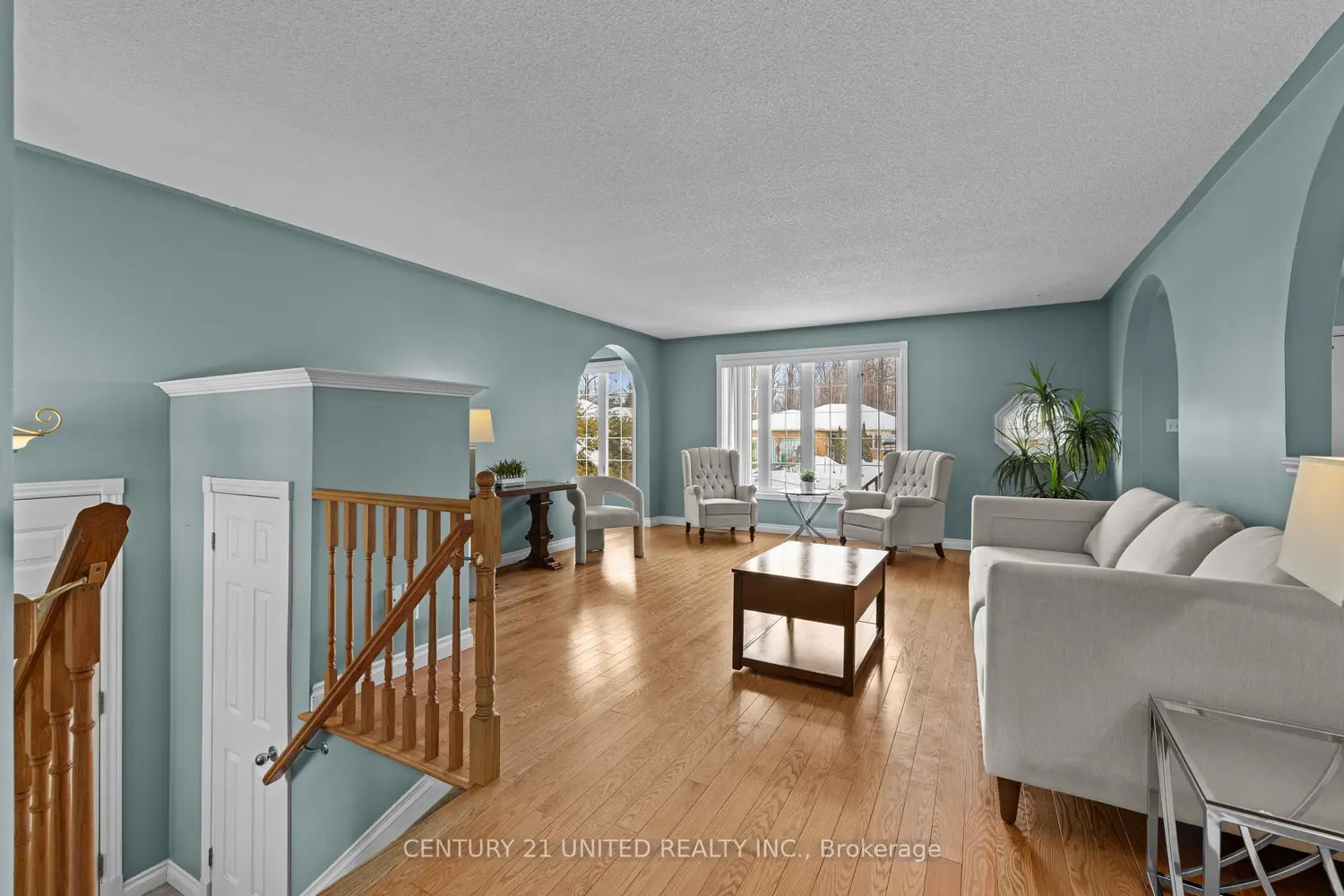 640 Brealey Drive photo 4