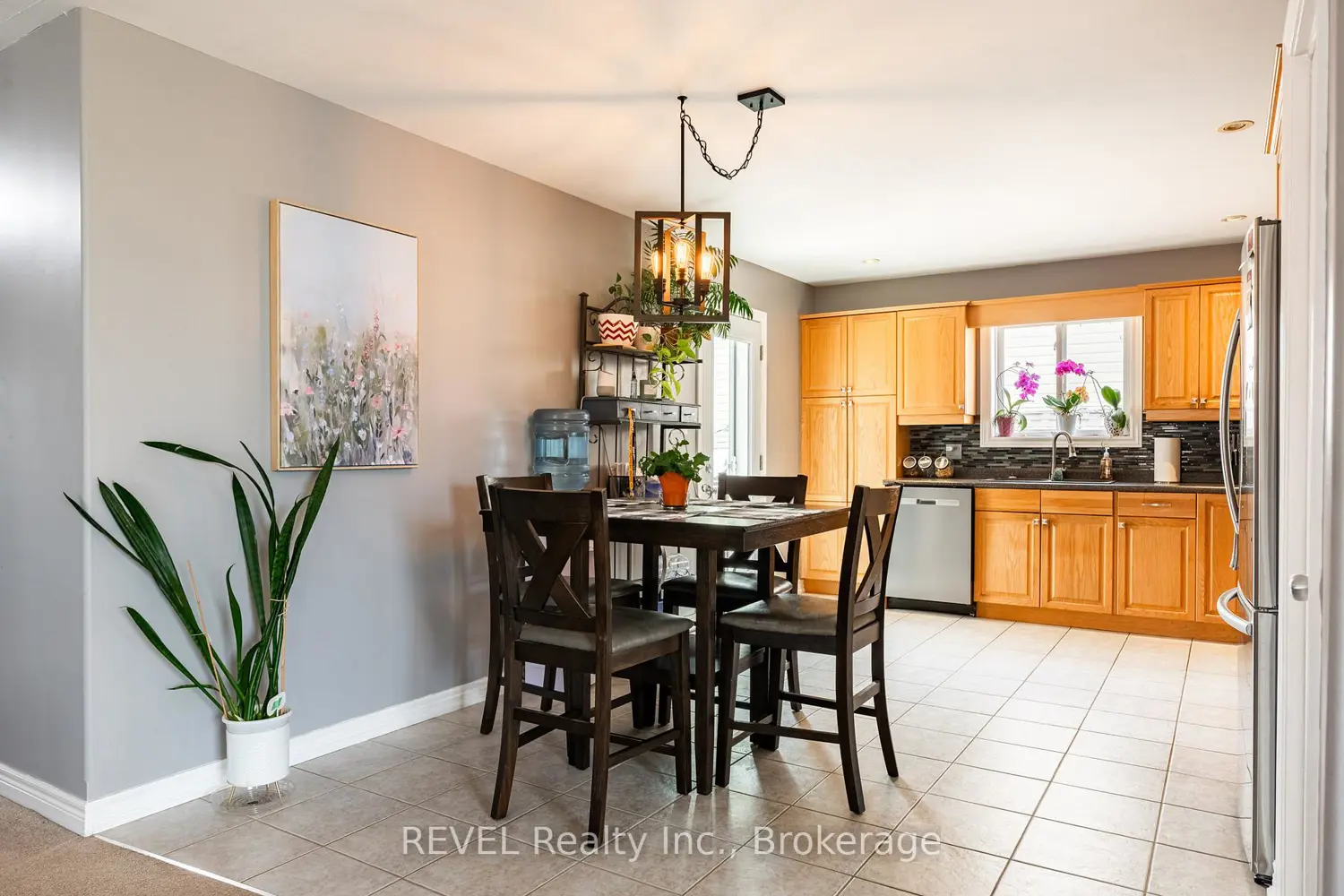 Additional image 4 of 8368 Racey Avenue