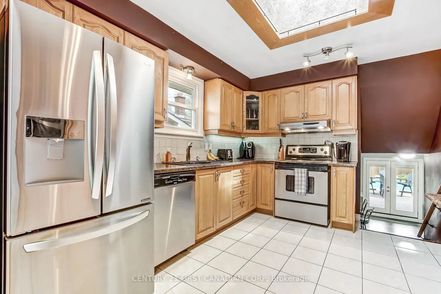 74 Winding Way Crescent photo 3