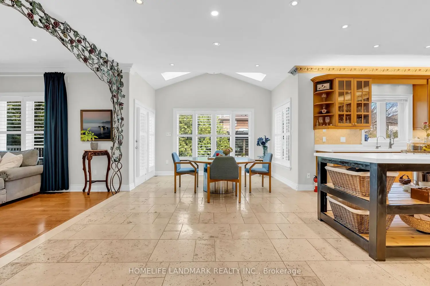 94 Pathlane Road photo 5