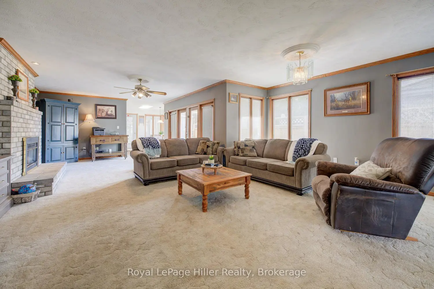 89 Burritt Street photo 4