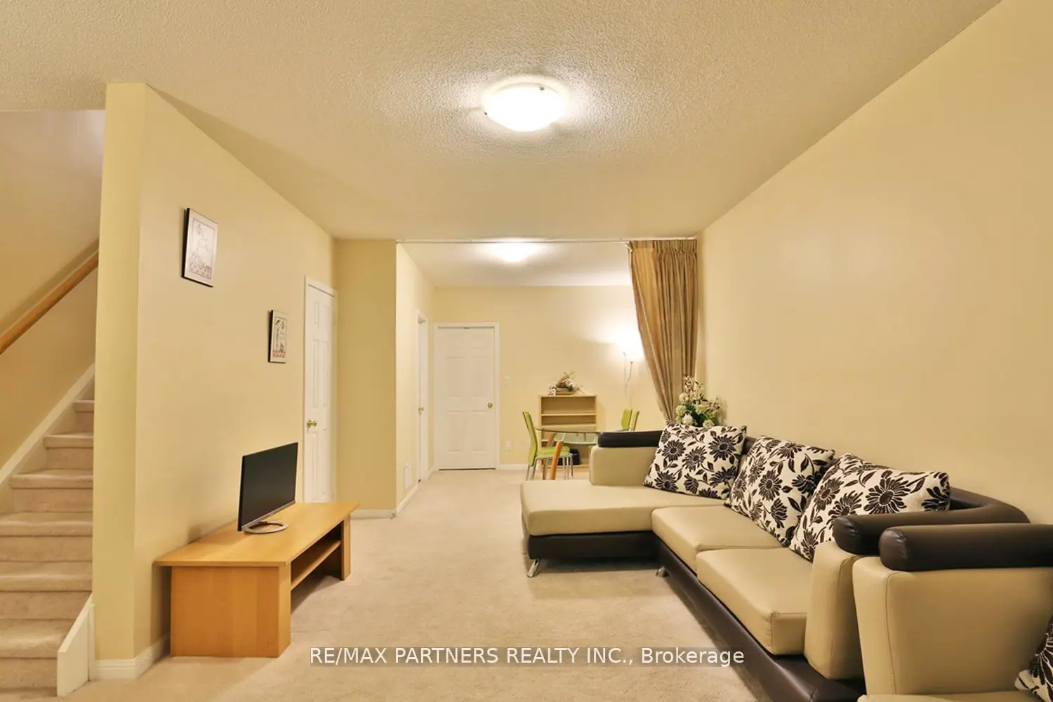 Additional image 12 of 23 St Moritz Way 11