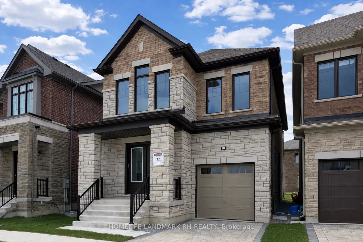 16 Lucy Pick Avenue