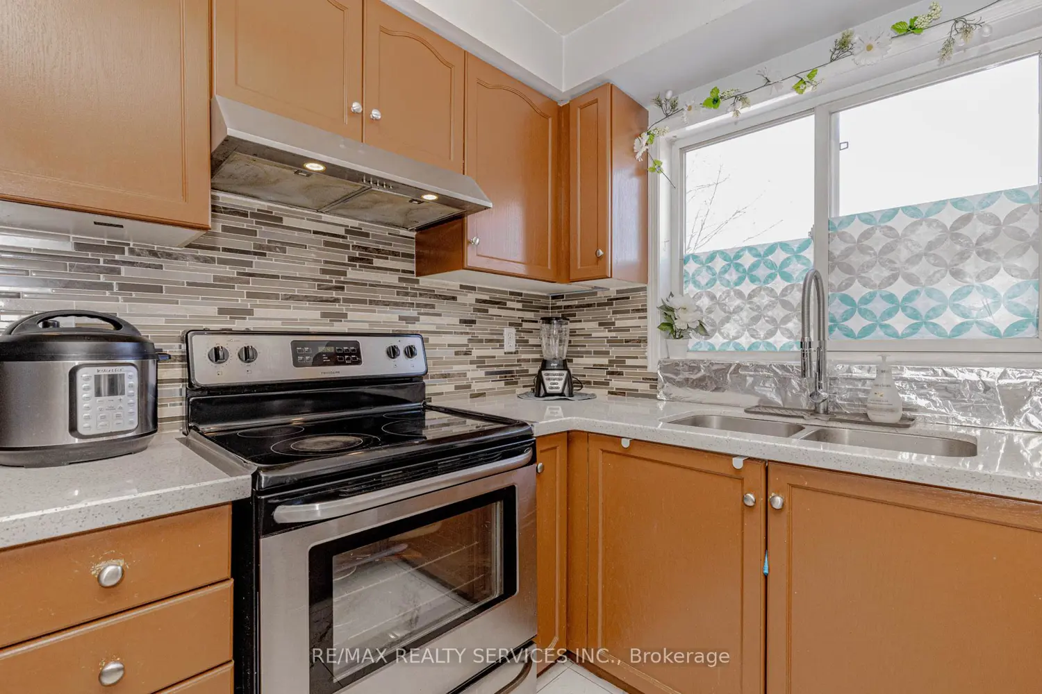 170 Havelock Drive 21 photo 2