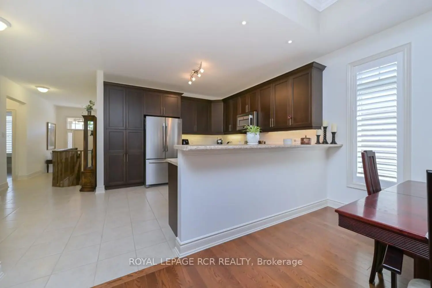 164 Ridge Way photo 4