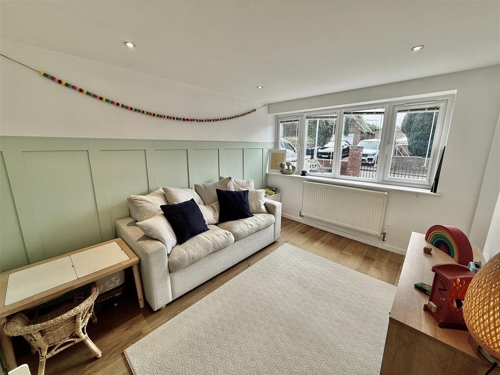 Additional image 13 of 4 bed semi-detached house for saleFelton Crescent, Gateshead NE8
