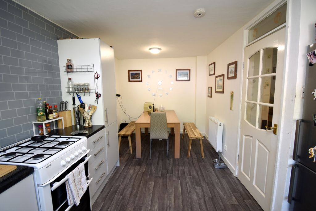 Additional image 12 of 4 bed terraced house for saleAuchmead Road, Greenock PA16