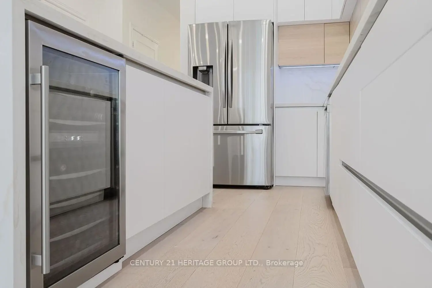 21 Thistle Avenue photo 2