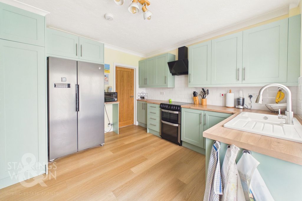 Additional image 2 of 2 bed detached bungalow for saleCranley Road, Eye IP23
