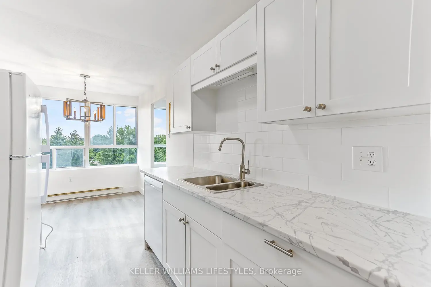 600 Grenfell Drive 609 photo 4