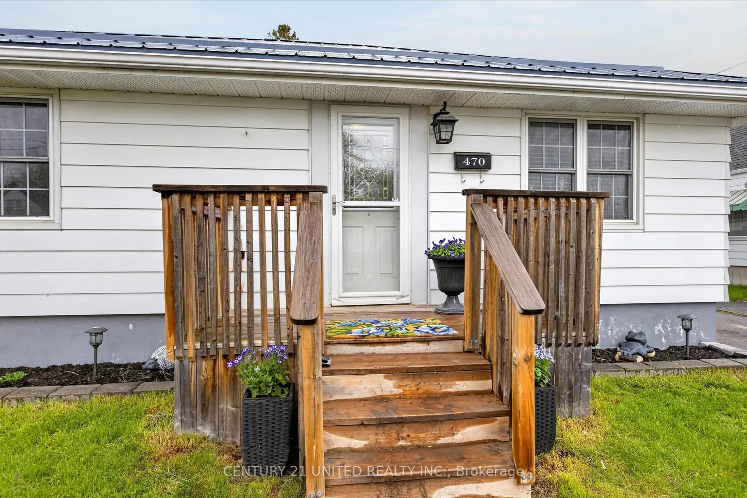 470 O'connell Road photo 3