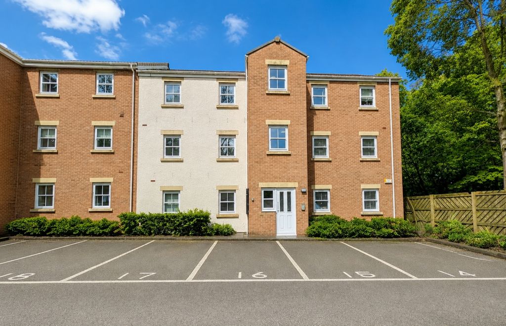 2 bed flat for saleCunningham Court, Sedgefield TS21