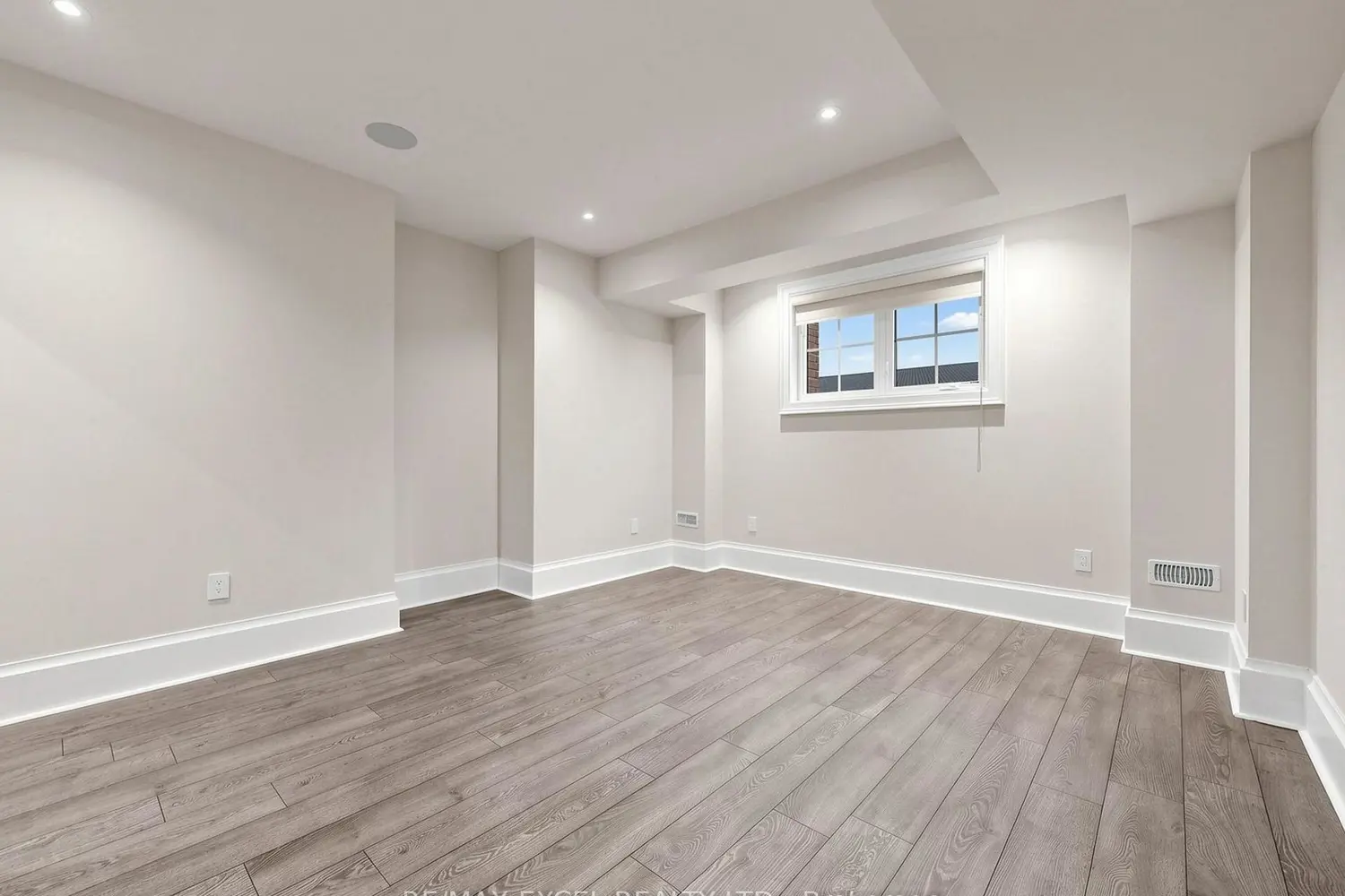 Additional image 18 of 64 Summerfeldt Crescent