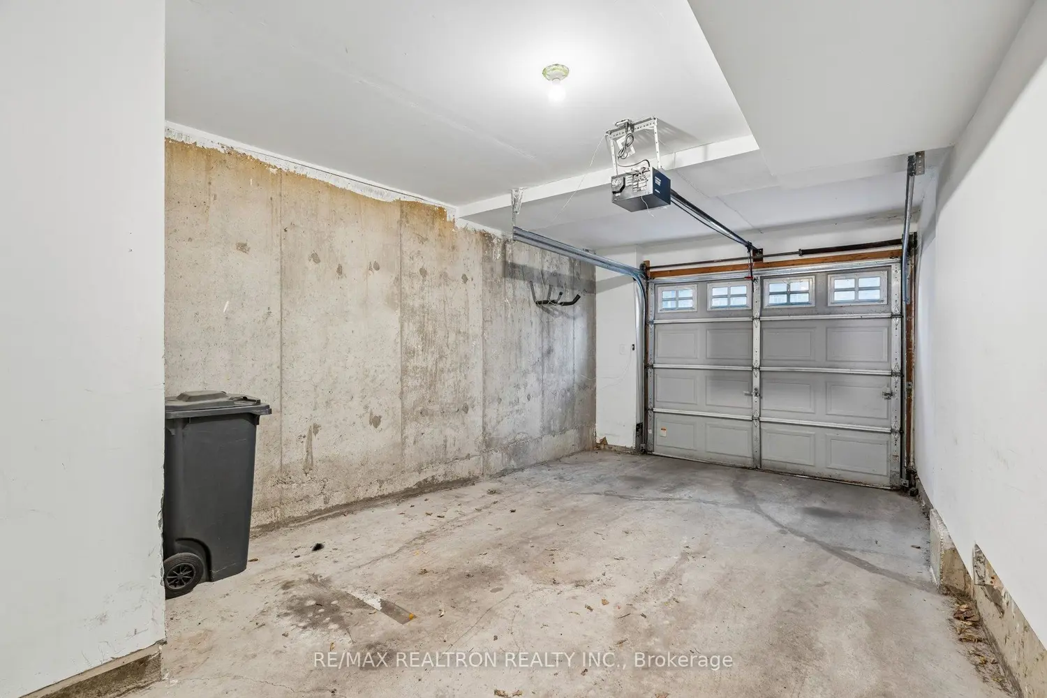 Additional image 16 of 97 The Queensway 35