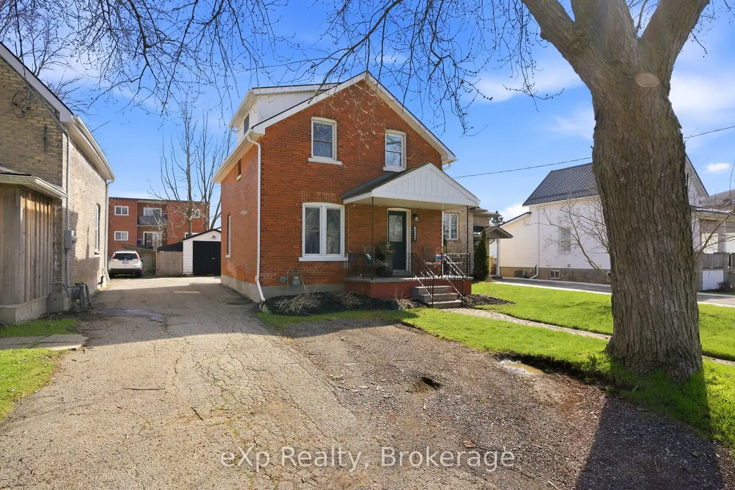 531 Brunswick Street photo 3