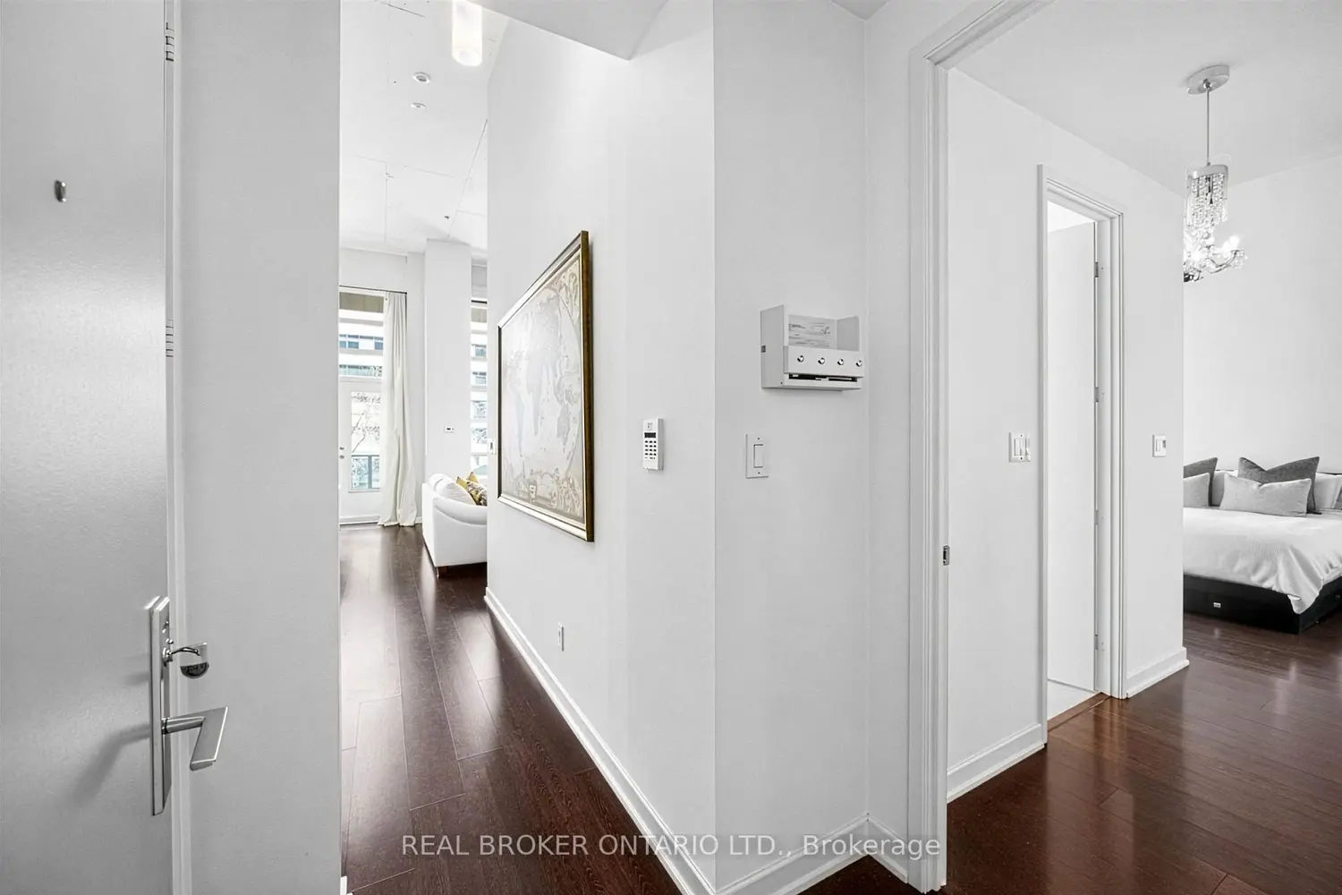 Additional image 2 of 380 Macpherson Avenue 209