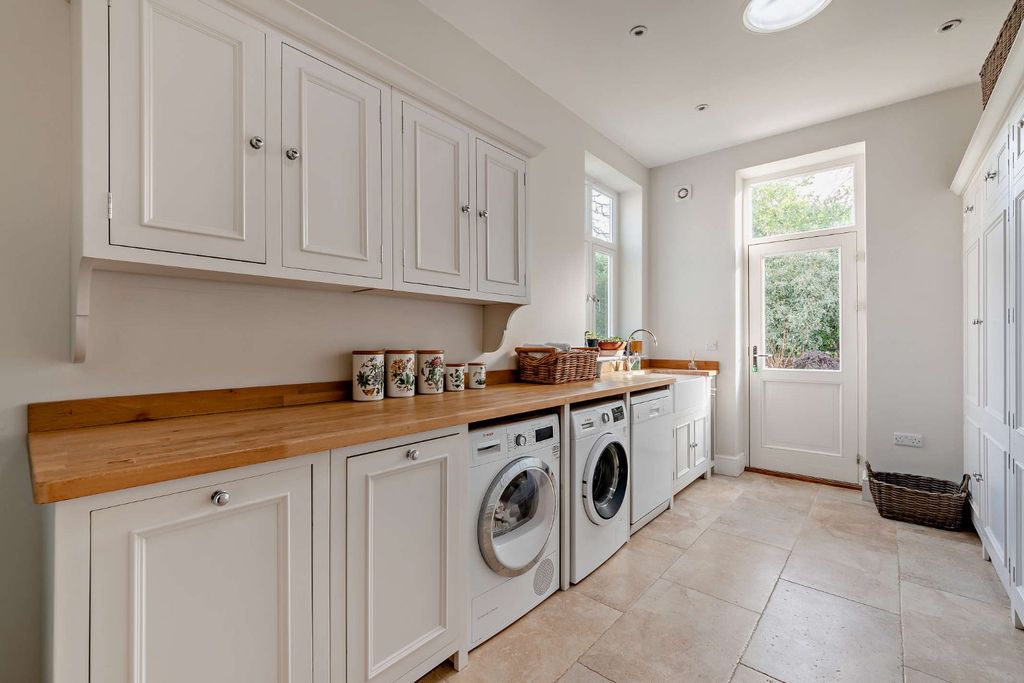 Additional image 22 of 6 bed detached house for saleChapel Road, Rowledge, Farnham, Surrey GU10