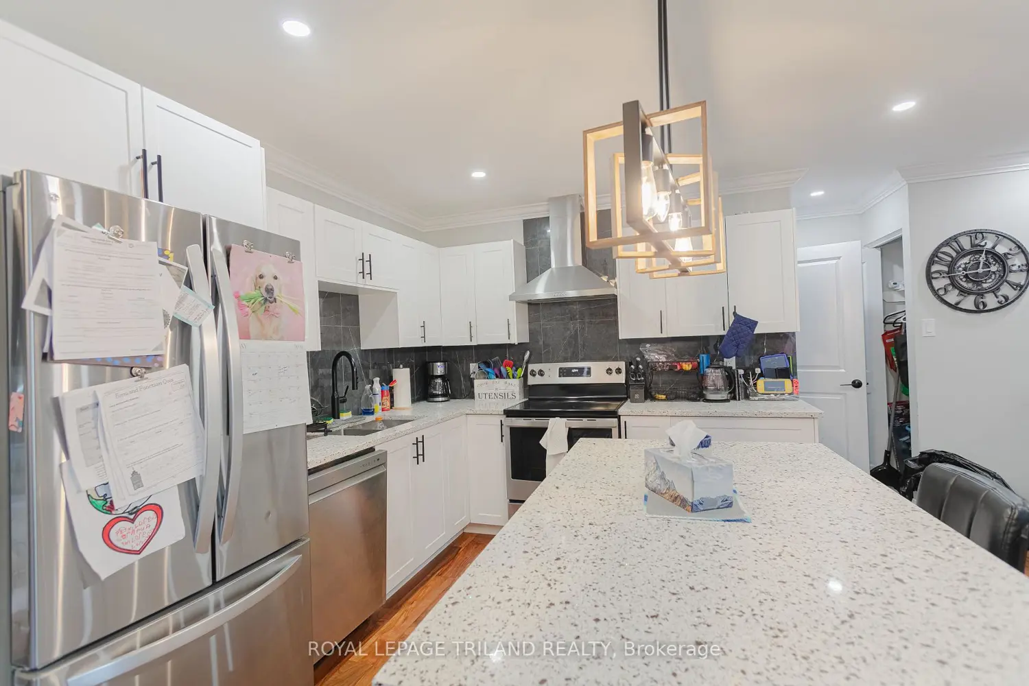 60 Fiddlers Green Road 36
