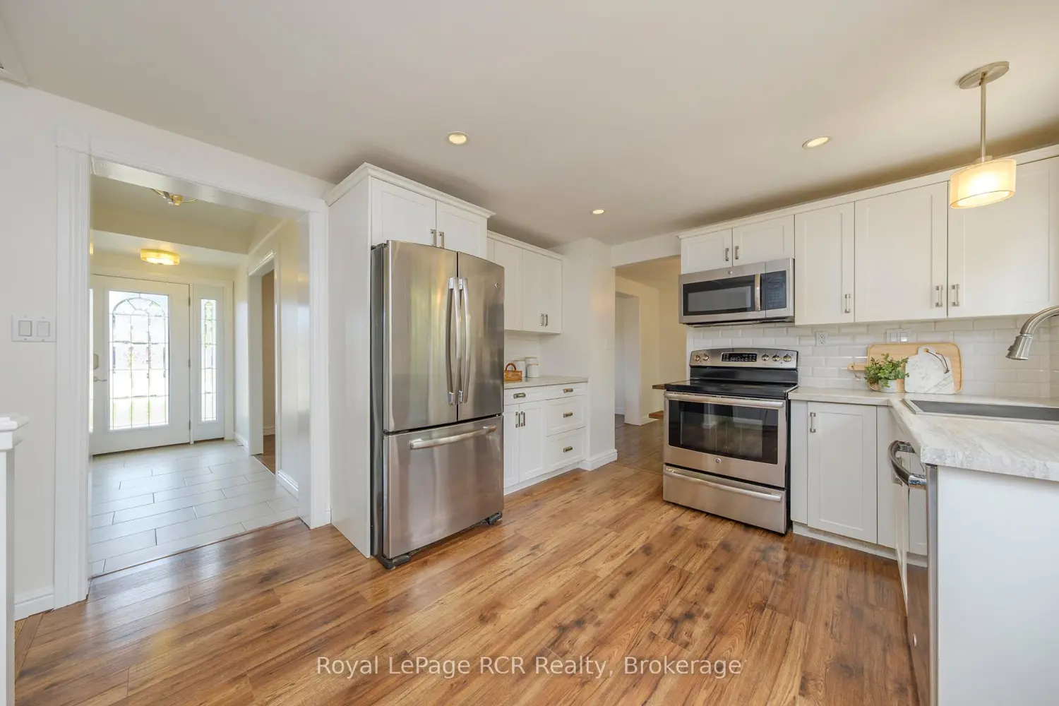 466 Highland Drive photo 5