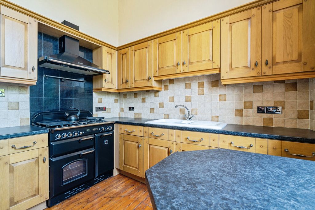 Additional image 2 of 3 bed flat for saleRoyal Naval Hospital, Great Yarmouth NR30