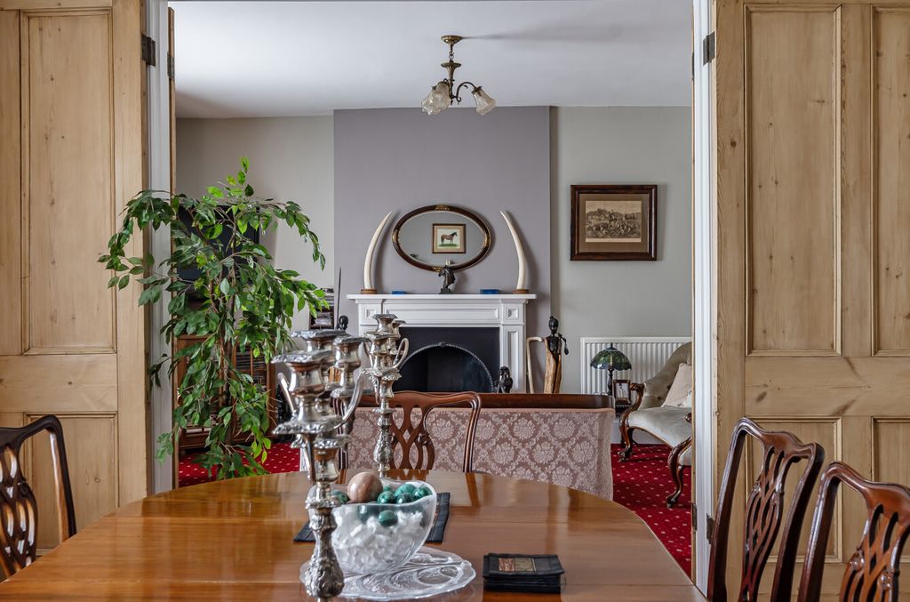 Additional image 2 of 2 bed flat for saleChurch Street, Faringdon, Oxfordshire SN7