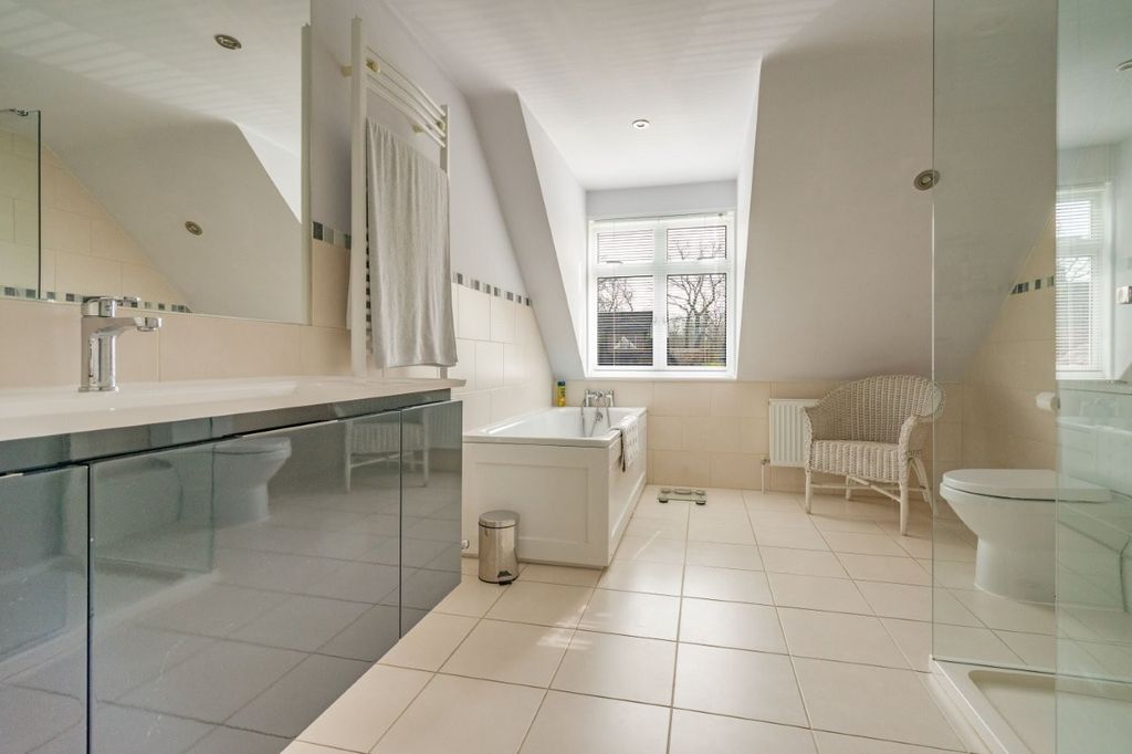 Additional image 14 of 5 bed detached house for saleSheepstreet Lane, Etchingham, East Sussex TN19