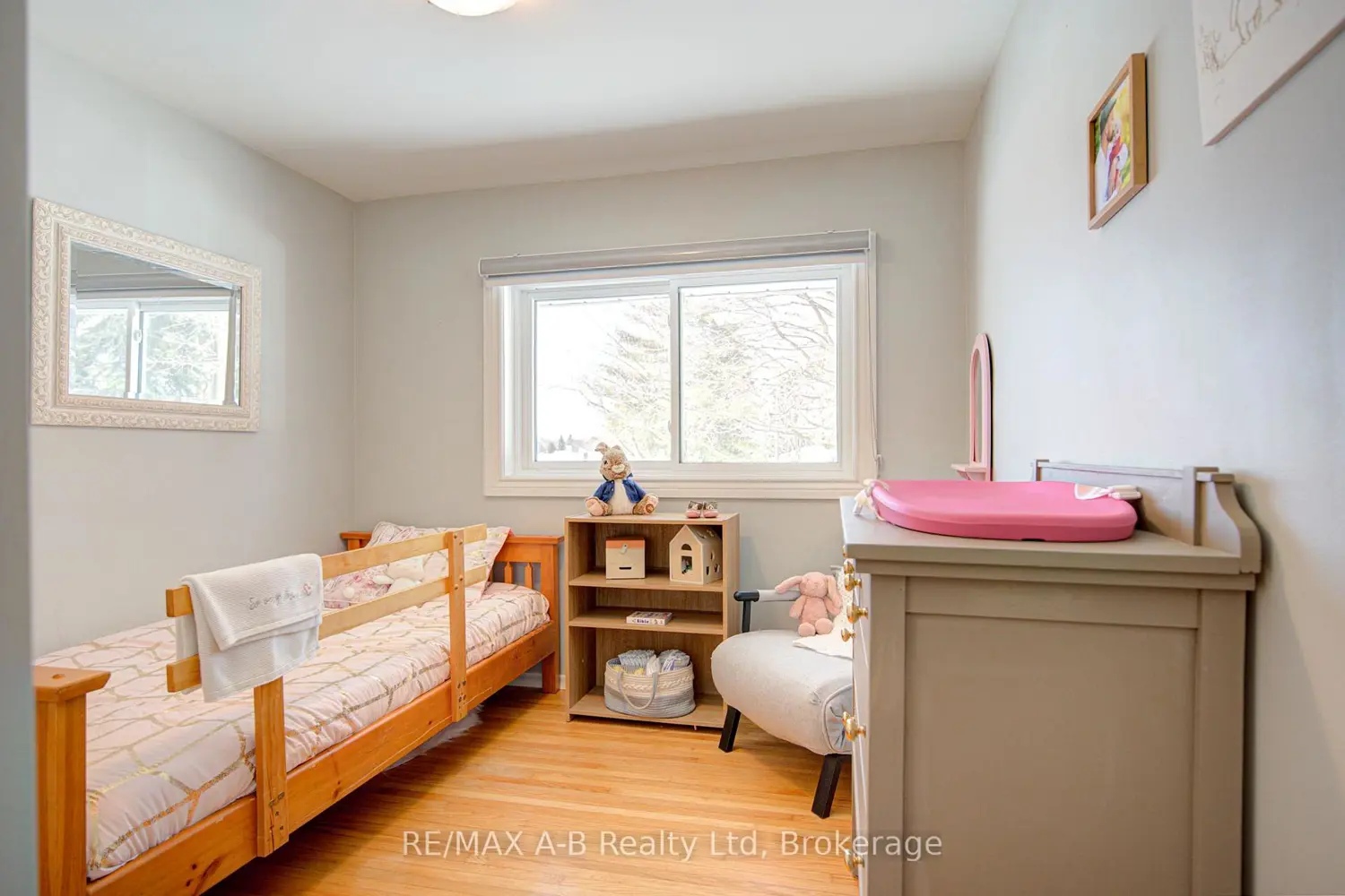 19 Linton Place photo 3