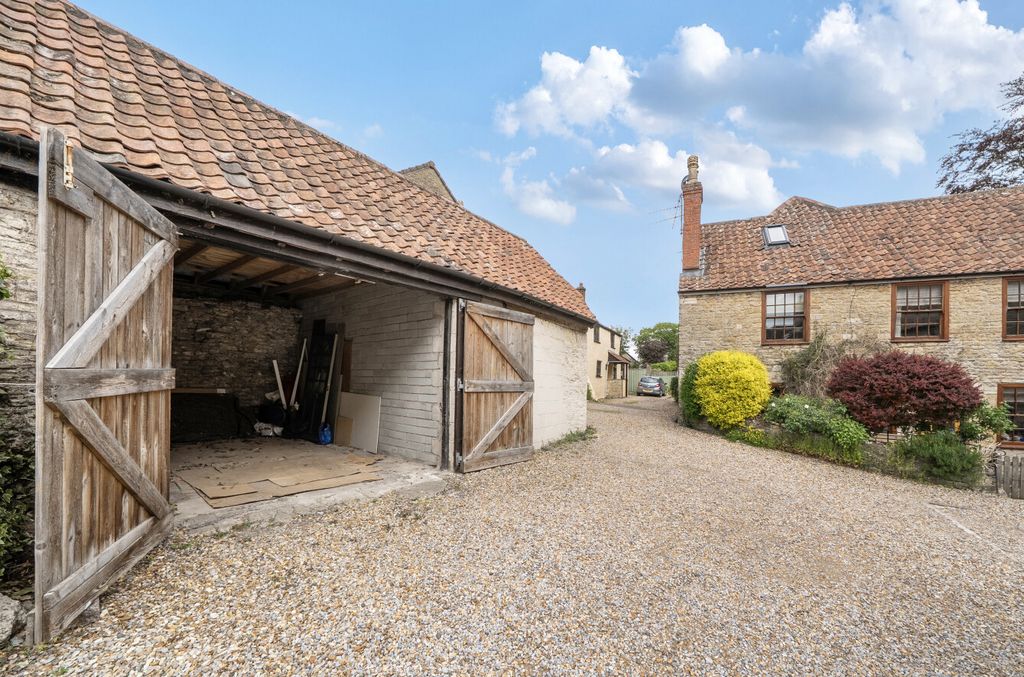 Additional image 2 of 3 bed semi-detached house for saleWillow Vale, Frome, Somerset BA11