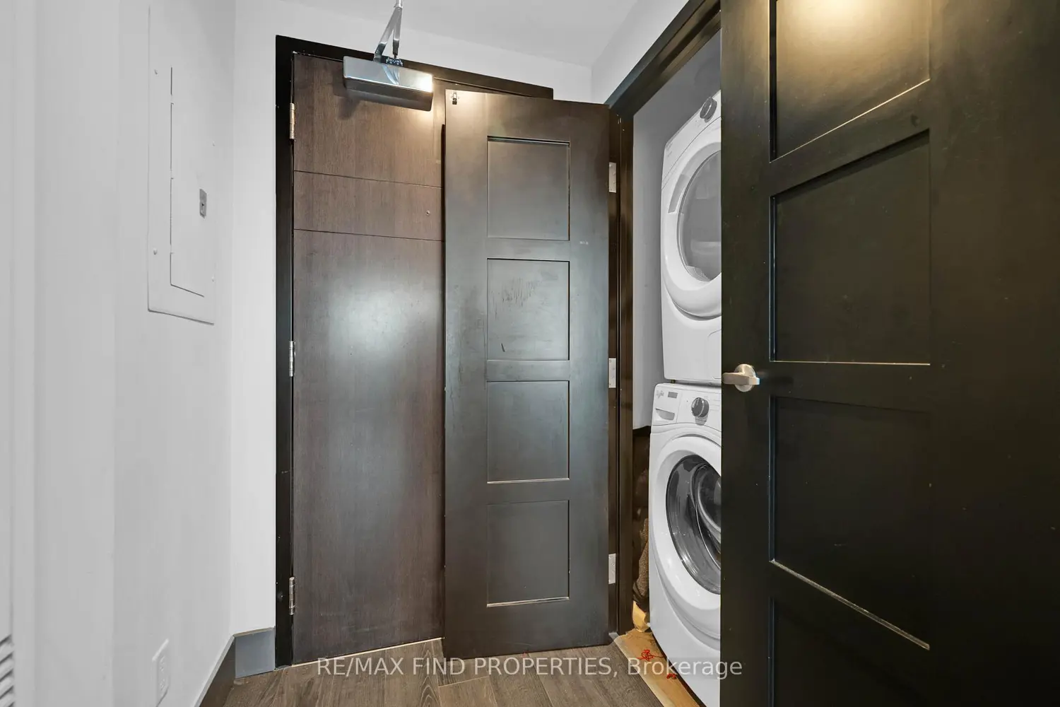 Additional image 12 of 330 Phillip Street 2709