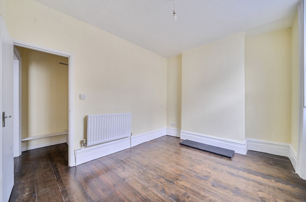 Additional image 7 of 1 bed flat for saleLondon Street, Faringdon, Oxfordshire SN7